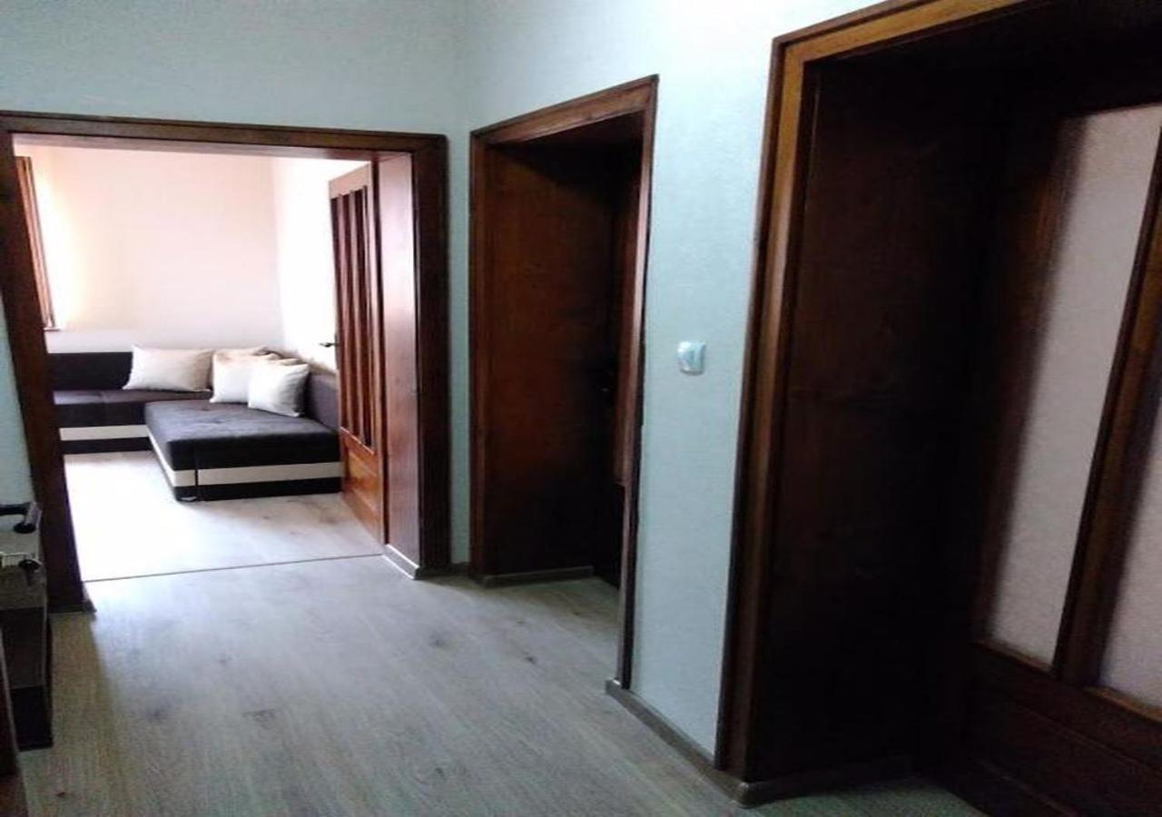 Къща За Гости Демика Sapareva Banya Buitenkant foto